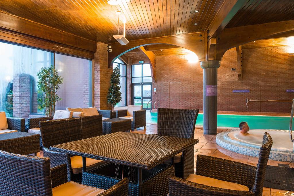 Abbey Hotel Golf & Spa Redditch Eksteriør bilde