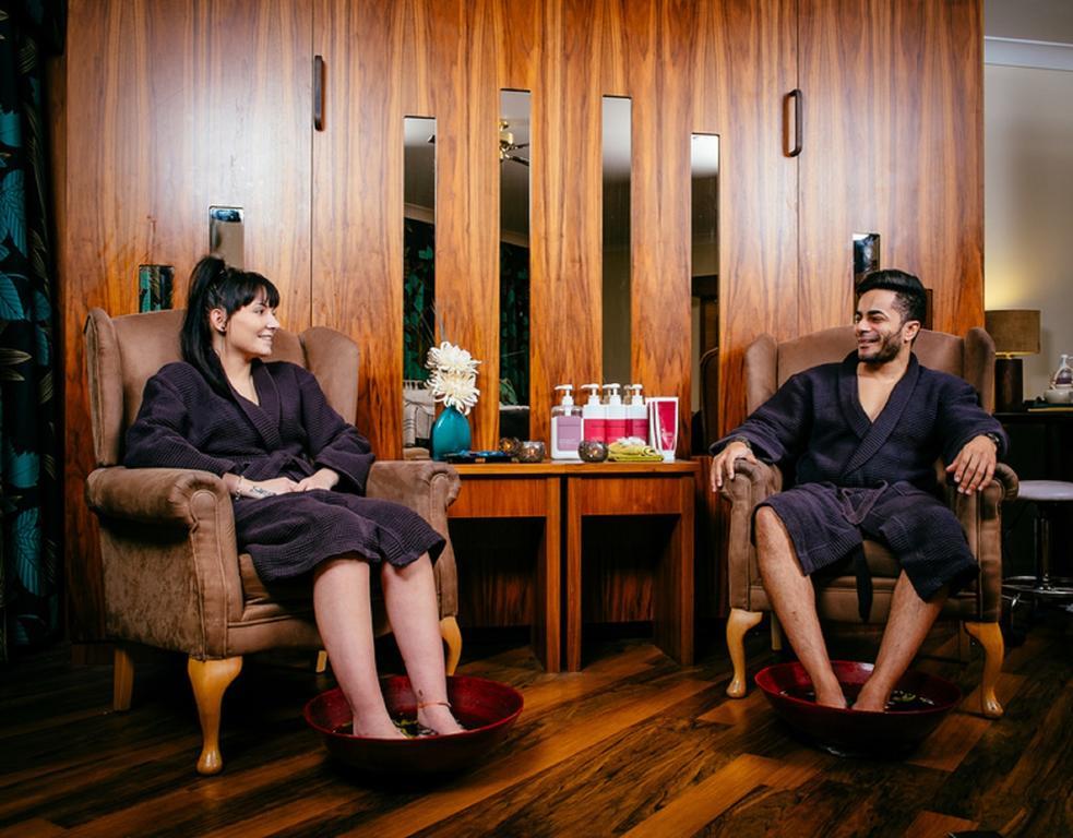 Abbey Hotel Golf & Spa Redditch Eksteriør bilde